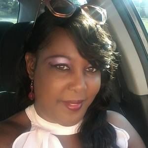 Meet your Posher, Pamela